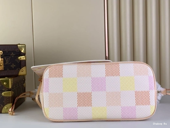 NEVERFULL VUITTON LOUIS MM-31-28-14cm 0823